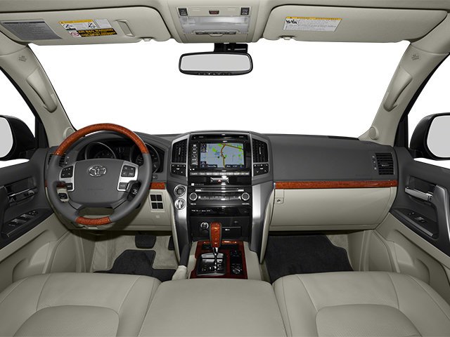 Used 2014 Silver Toyota  image 7