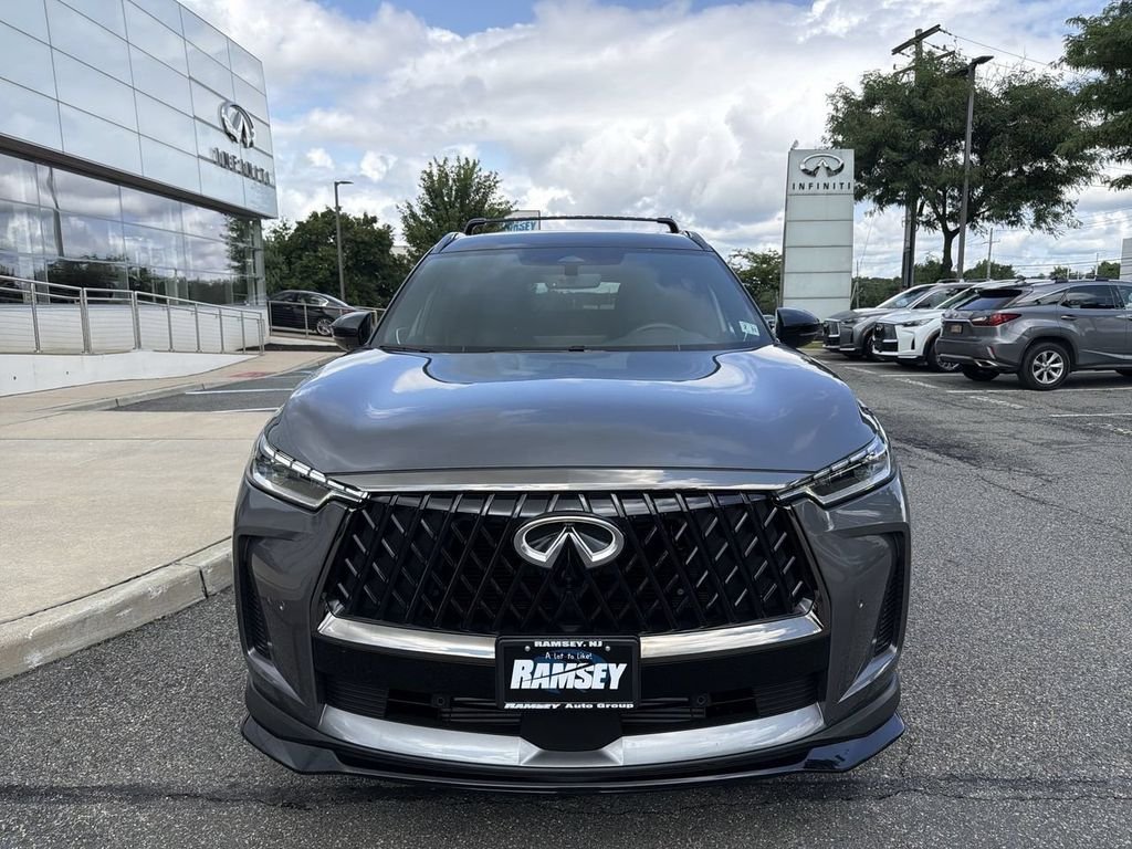 Certified Used 2026 Graphite Shadow INFINITI SPORT image 3