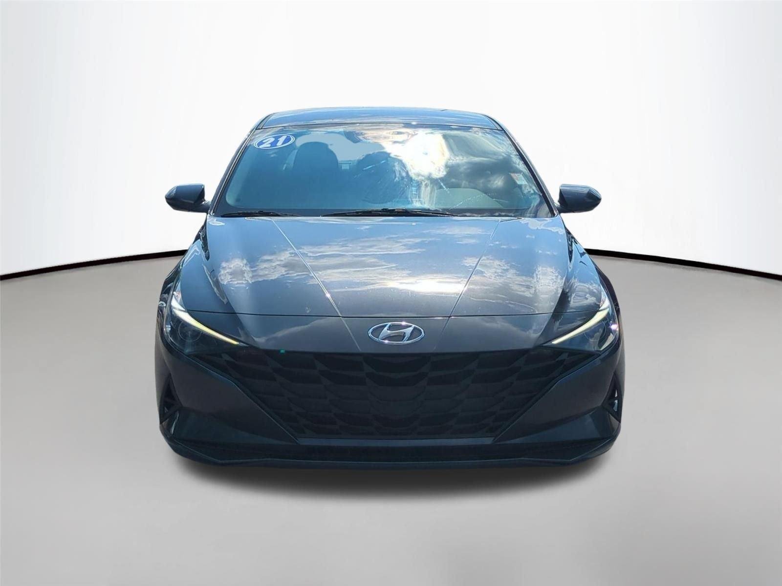 Used 2021 FLUID METAL HYUNDAI SE image 8