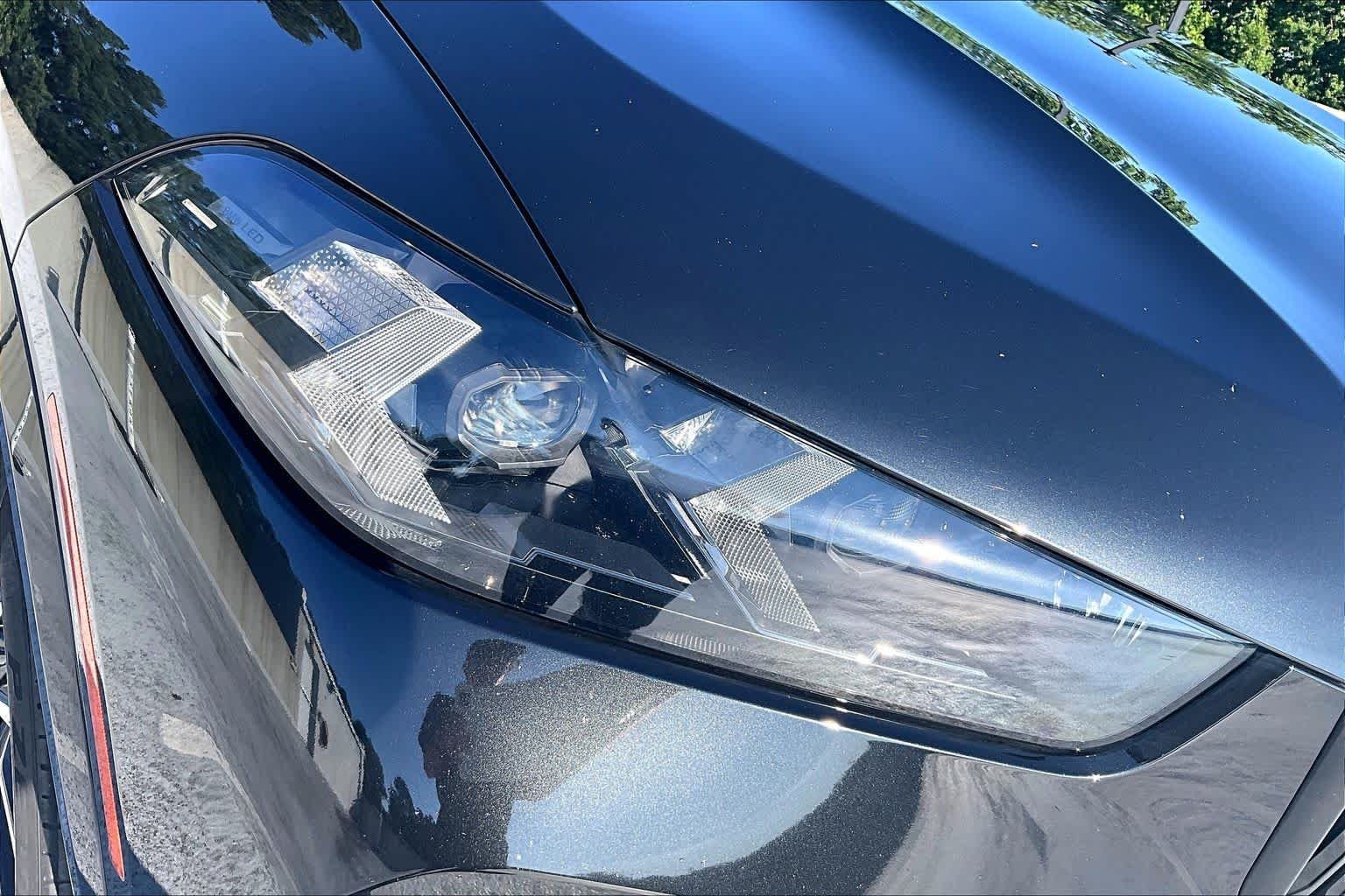 Used 2024 Black Sapphire Metallic BMW xDrive40i image 28