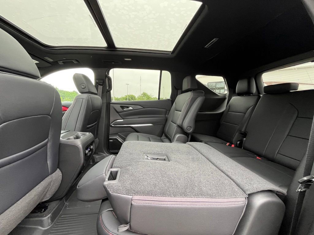 2026 Chevrolet Traverse Z71 - Photo 18
