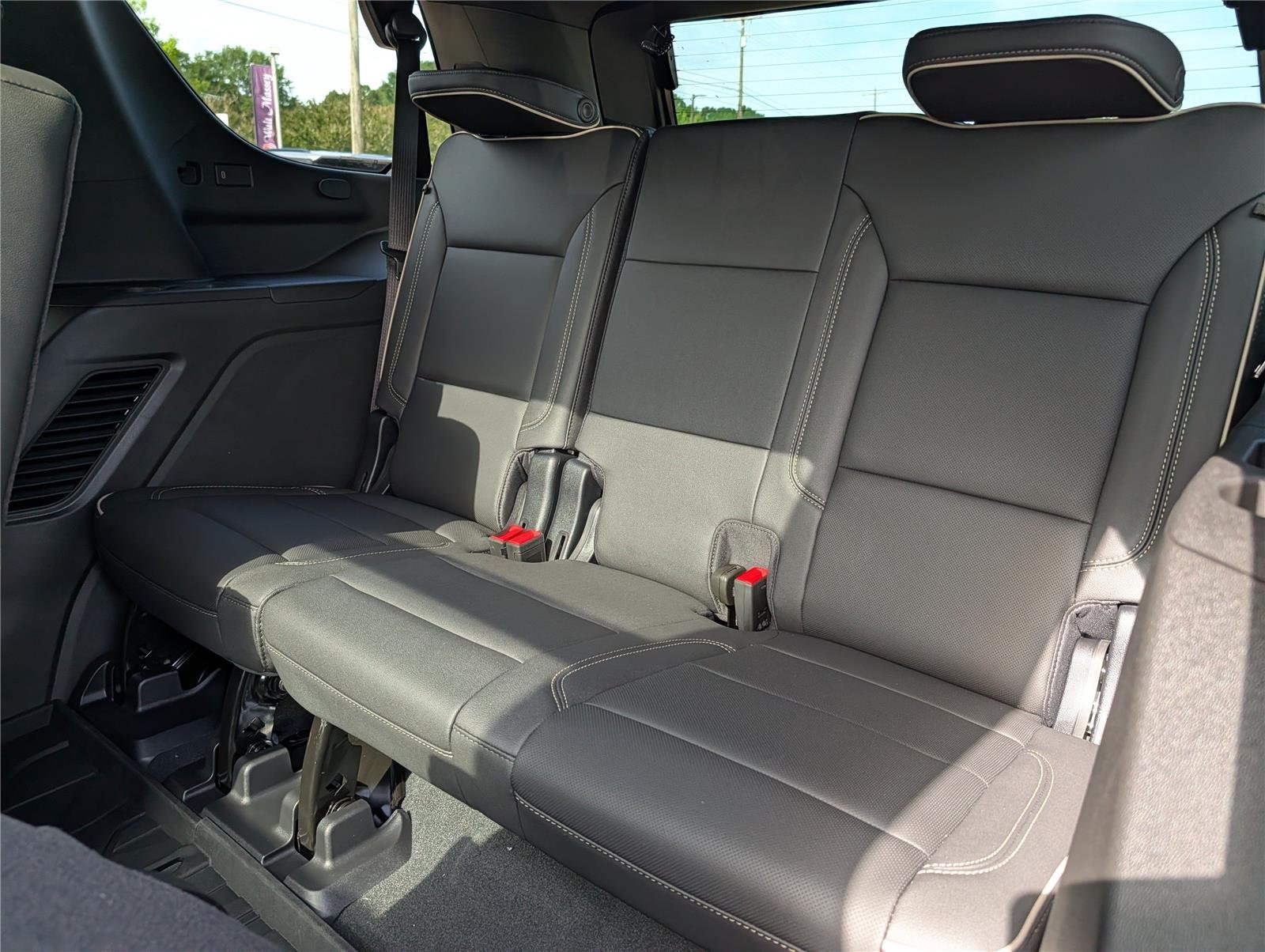 New 2026 Polar White Tricoat Chevrolet Premier image 34