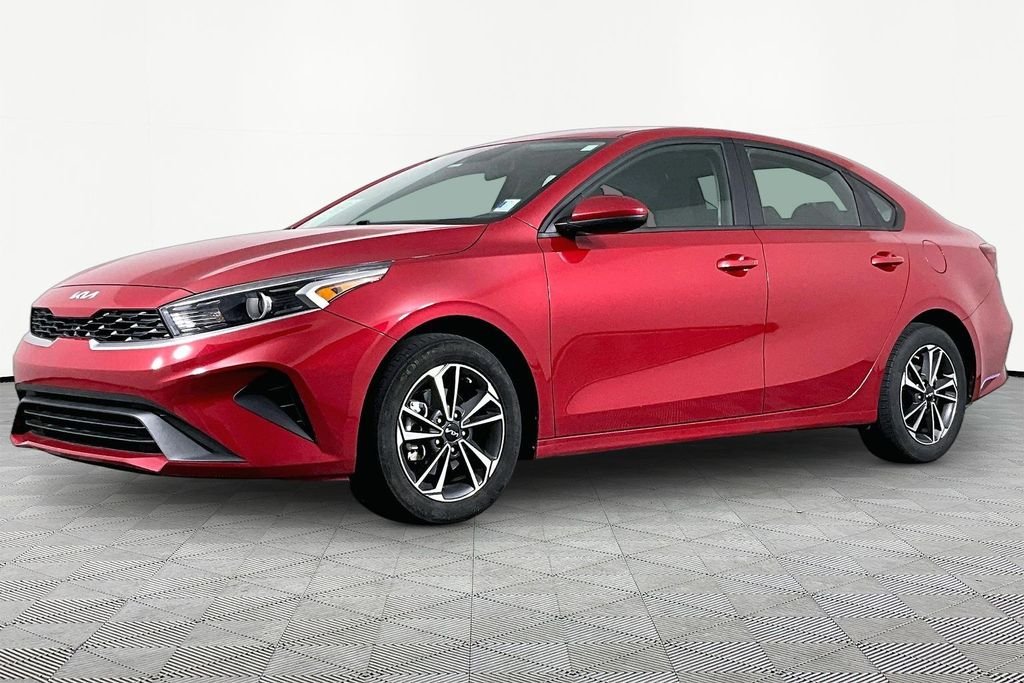 2024 Kia Forte LXS AT's photo