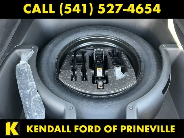 Used 2019 Bright White Clearcoat Jeep Laredo image 26