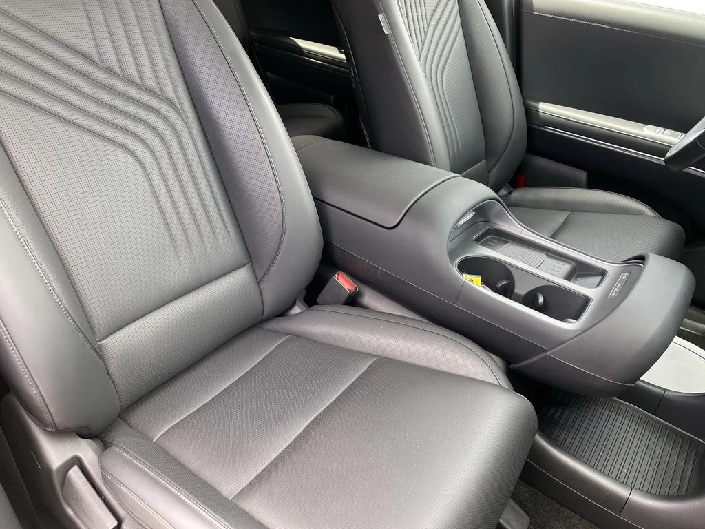 Used 2026 Typhoon Silver Metallic Hyundai SEL image 41