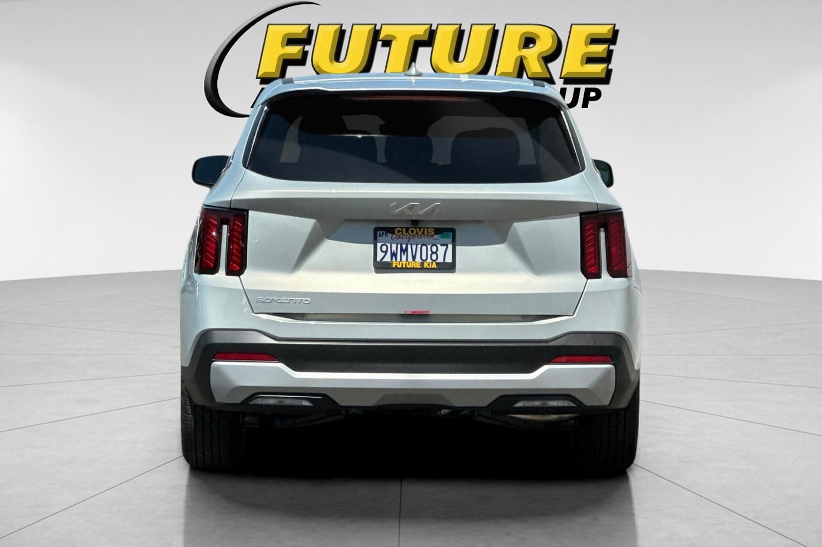 Used 2026 White Kia LX image 5