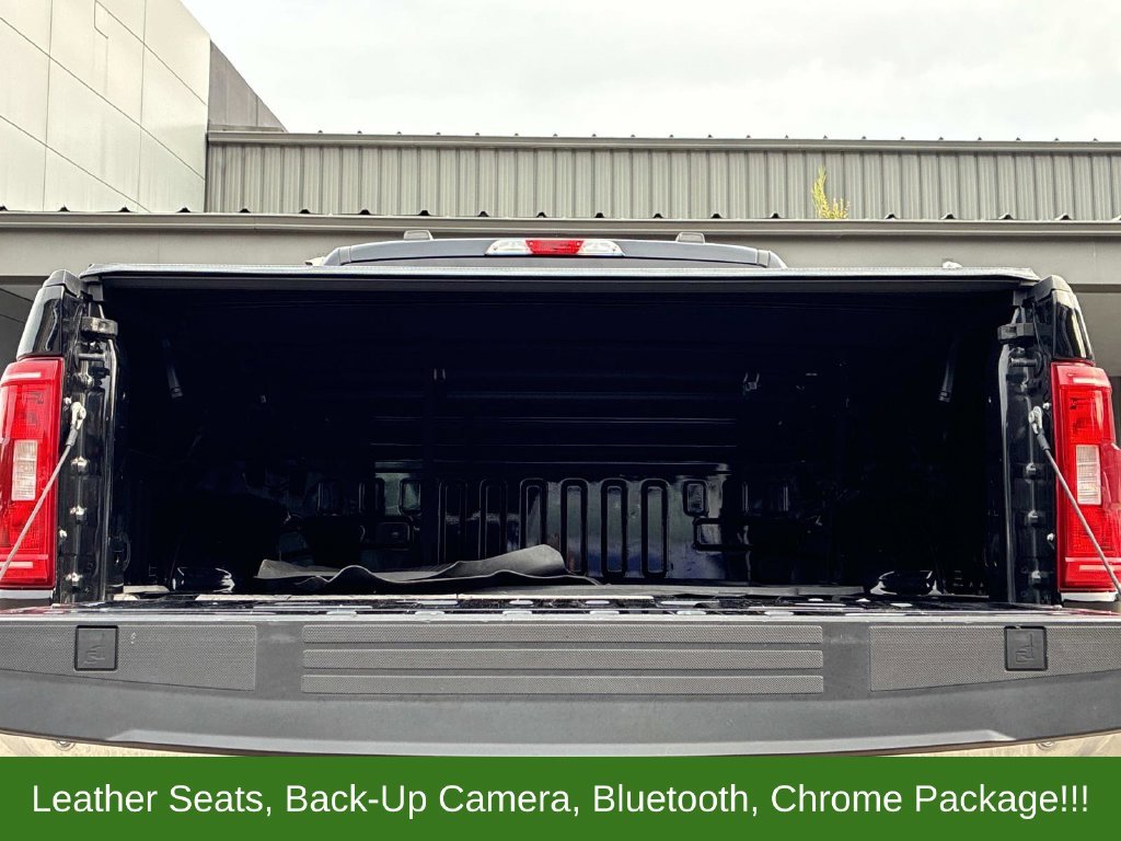 Used 2023 Black Ford XLT image 12