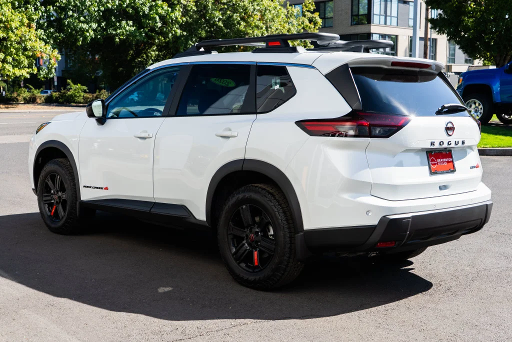 New 2026 Everest White Pearl TriCoat Nissan Rock Creek® image 4