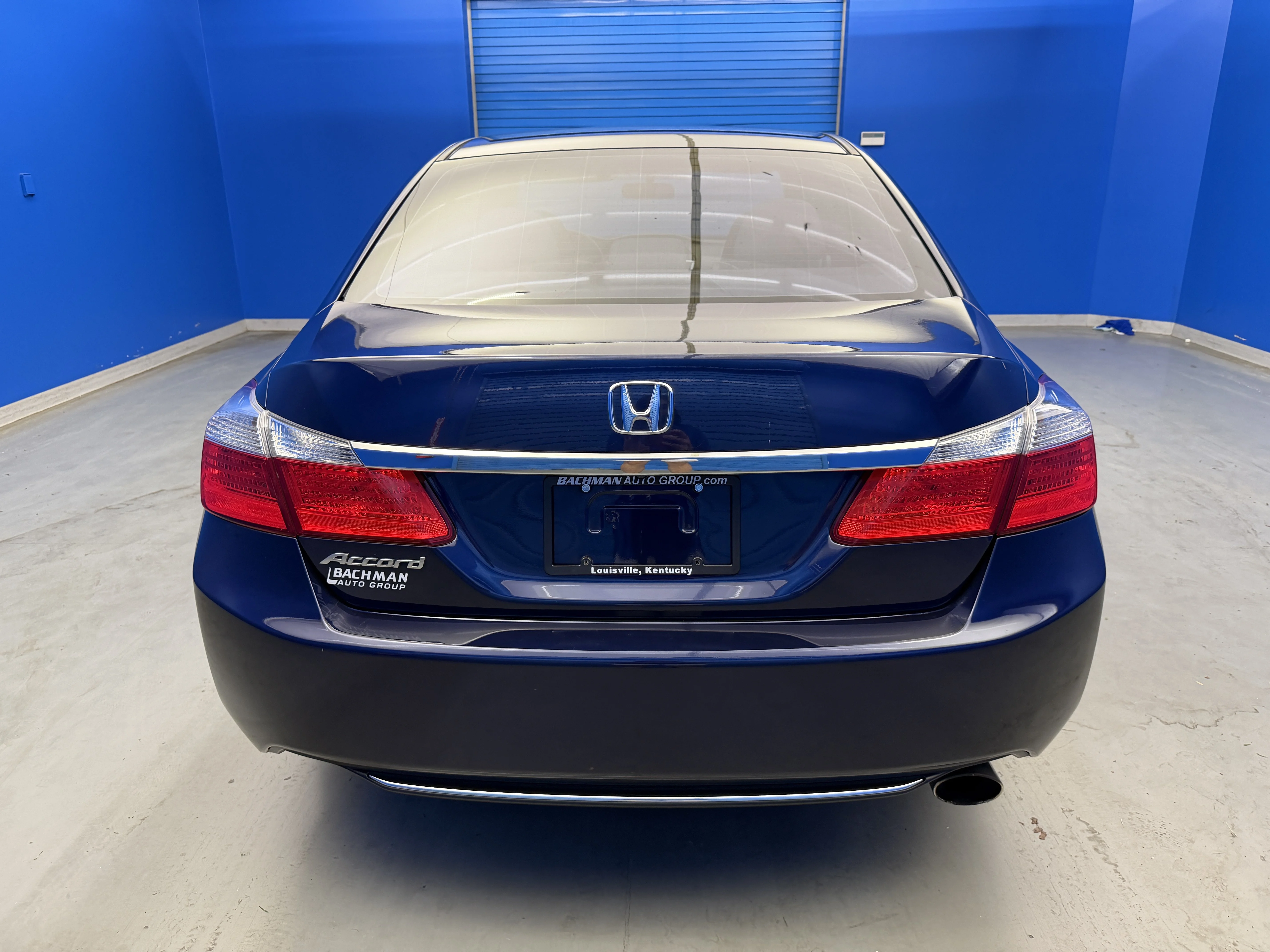Used 2013 Obsidian Blue Pearl Honda LX image 6