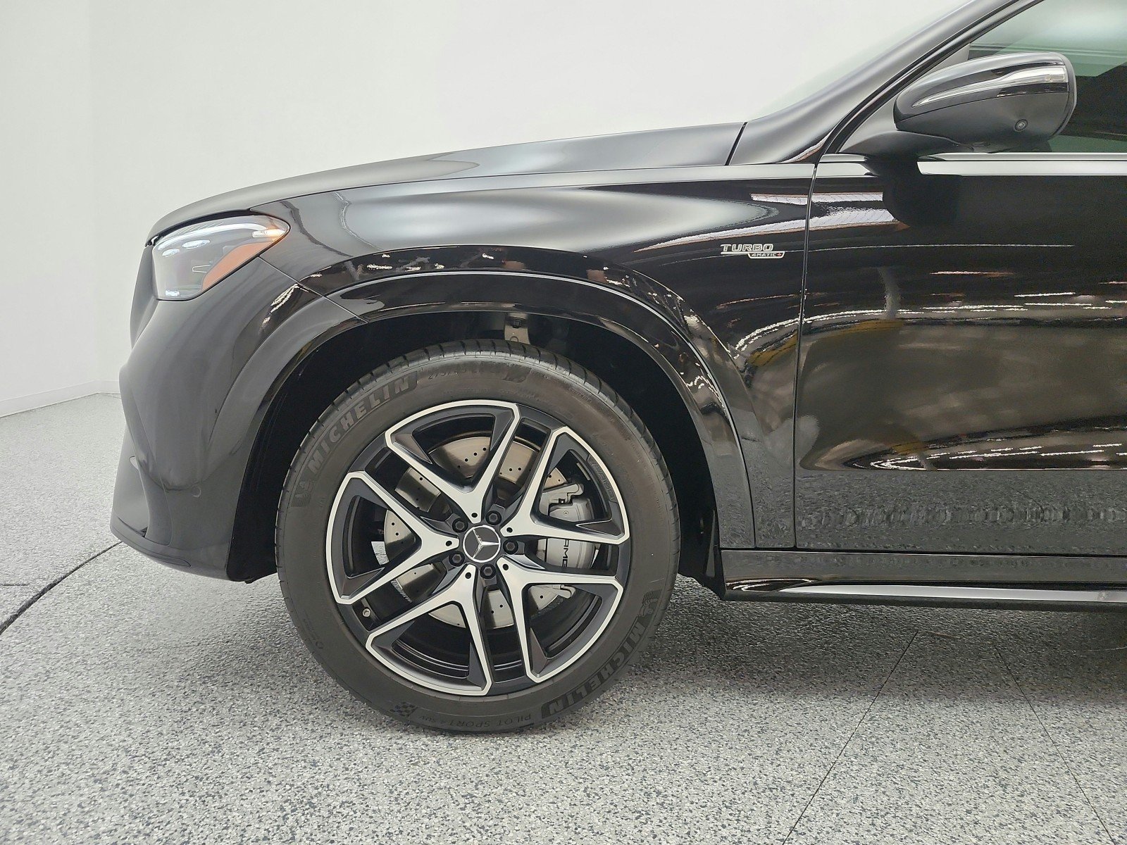 Certified Used 2026 Obsidian Black Metallic Mercedes-Benz AMG® GLE 53 4MATIC+ SUV image 22