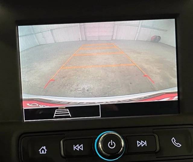 Used 2023 White GMC SLE image 15