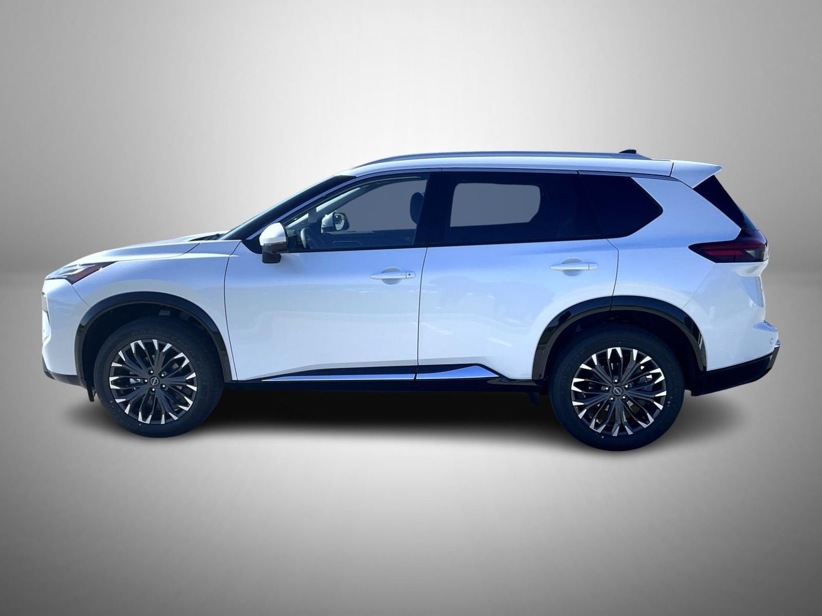 New 2026 Everest White Pearl TriCoat Nissan Platinum image 8