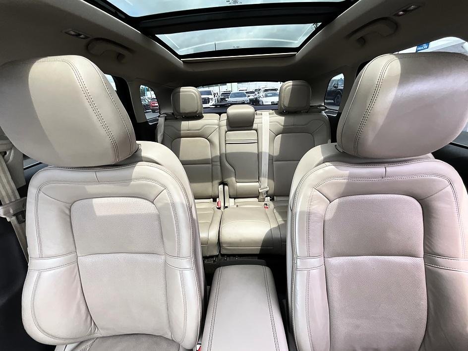 Used 2020 Black Lincoln Standard image 32