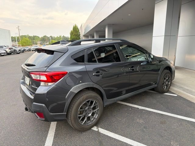 Used 2018 Gray Subaru 2.0i Premium image 3