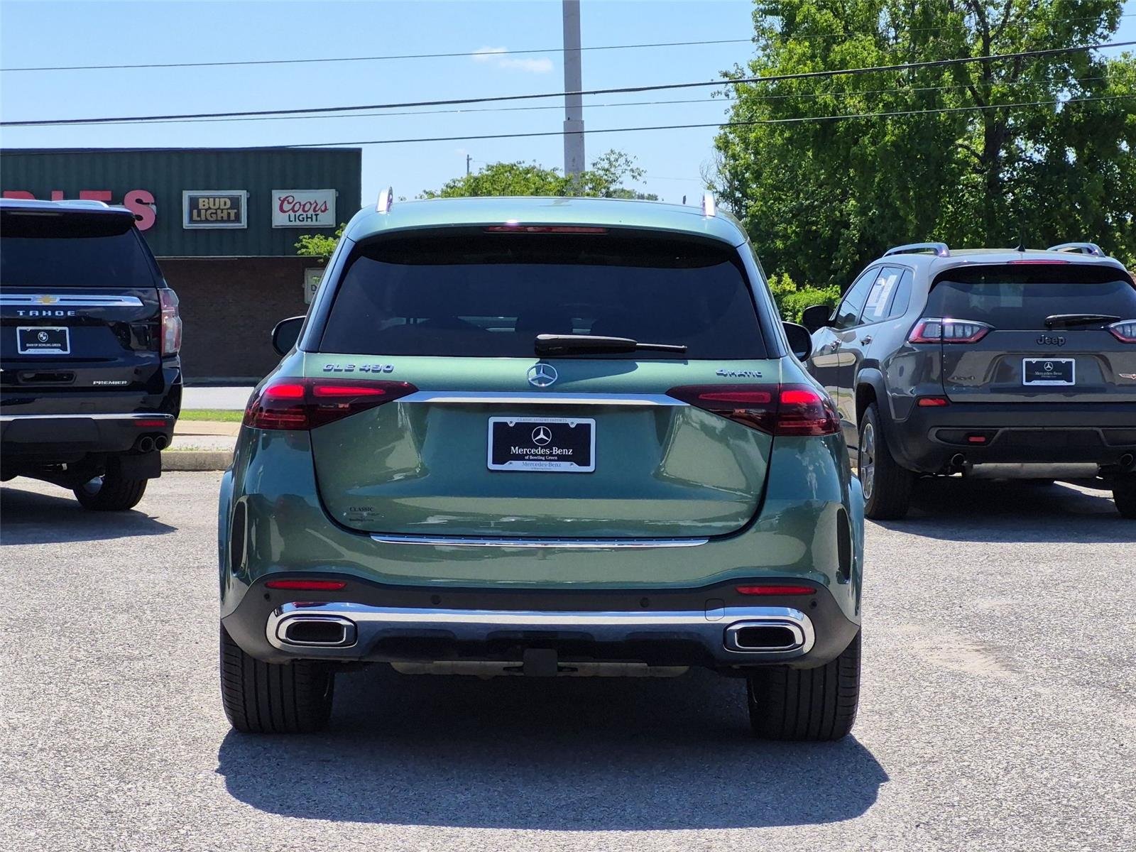 Used 2025 MANUFAKTUR Signature Ireland Mid Green Metallic Mercedes-Benz GLE 450 image 4