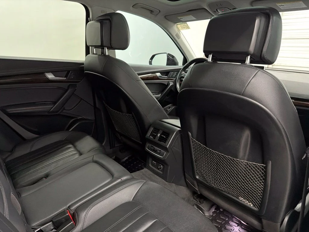 Used 2020 Black Audi 45 Premium Plus image 30