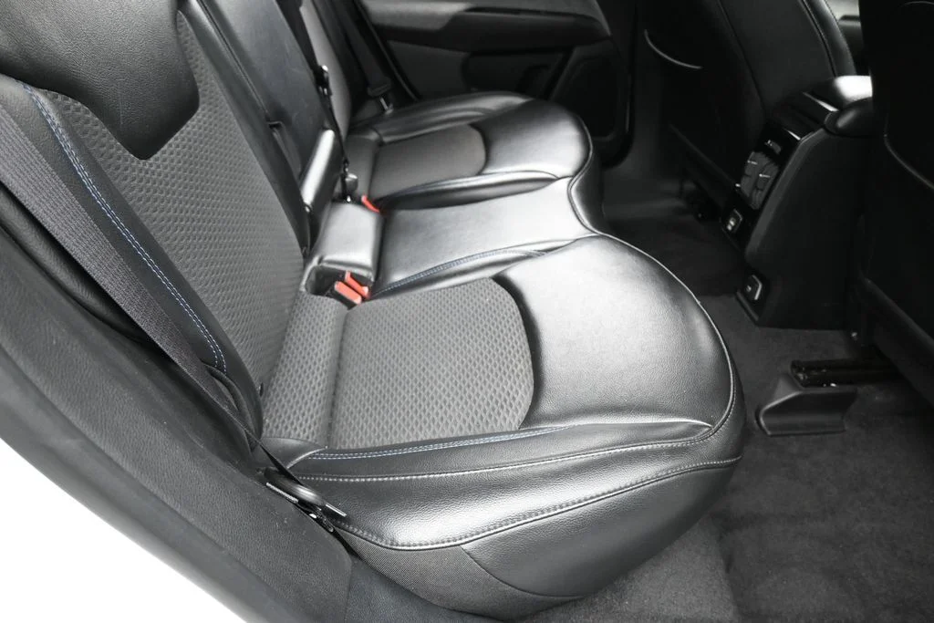 Used 2023 Bright White Clearcoat Jeep Latitude image 35