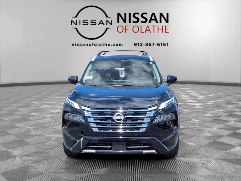 New 2026 Super Black Nissan Platinum image 31