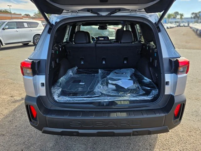 New 2026 ICE SILVER METALLIC Subaru Touring XT image 10