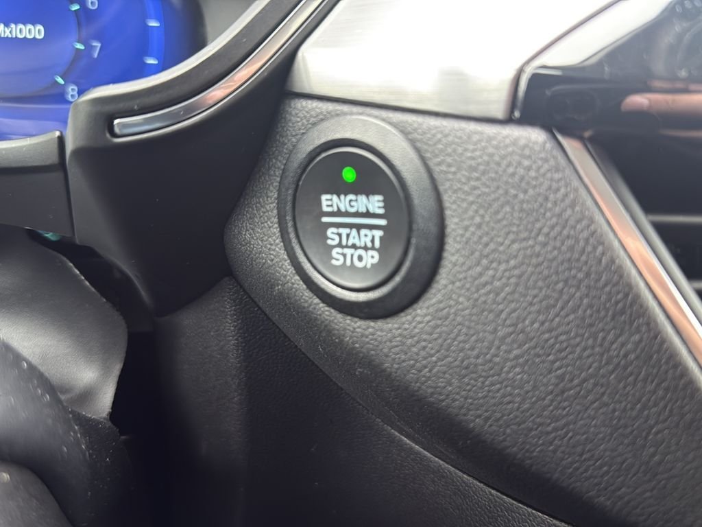 2022 Ford Escape Titanium - Photo 17