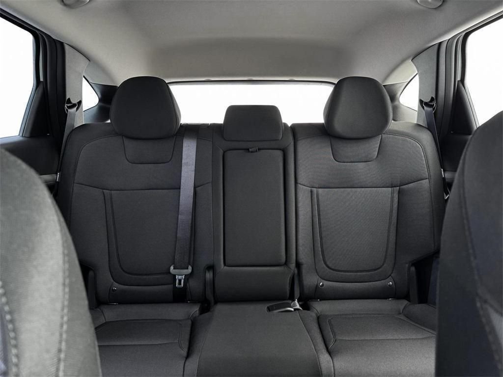 New 2026 White Hyundai SEL image 16