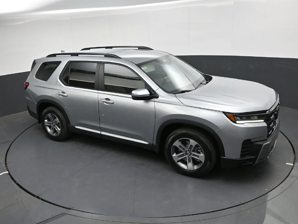 New 2026 Solar Silver Metallic Honda EX-L image 19