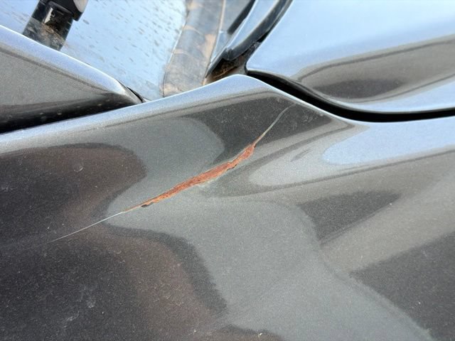 Used 2017 Gray Dodge SE image 5