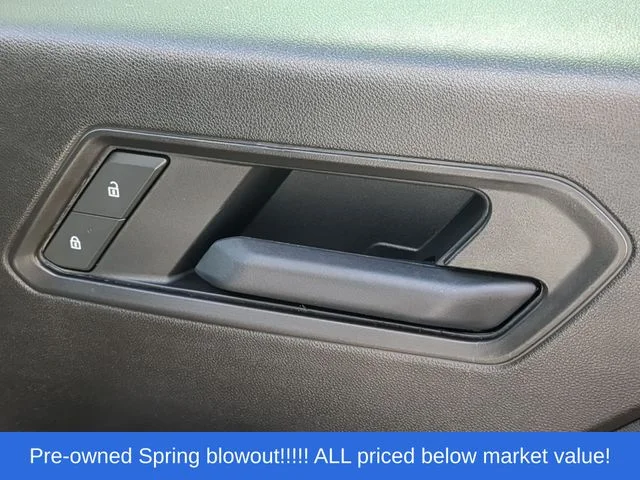 Used 2025 White Chevrolet Trail Boss image 44