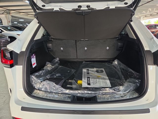 New 2026 Ultra White Lexus PREMIUM image 24
