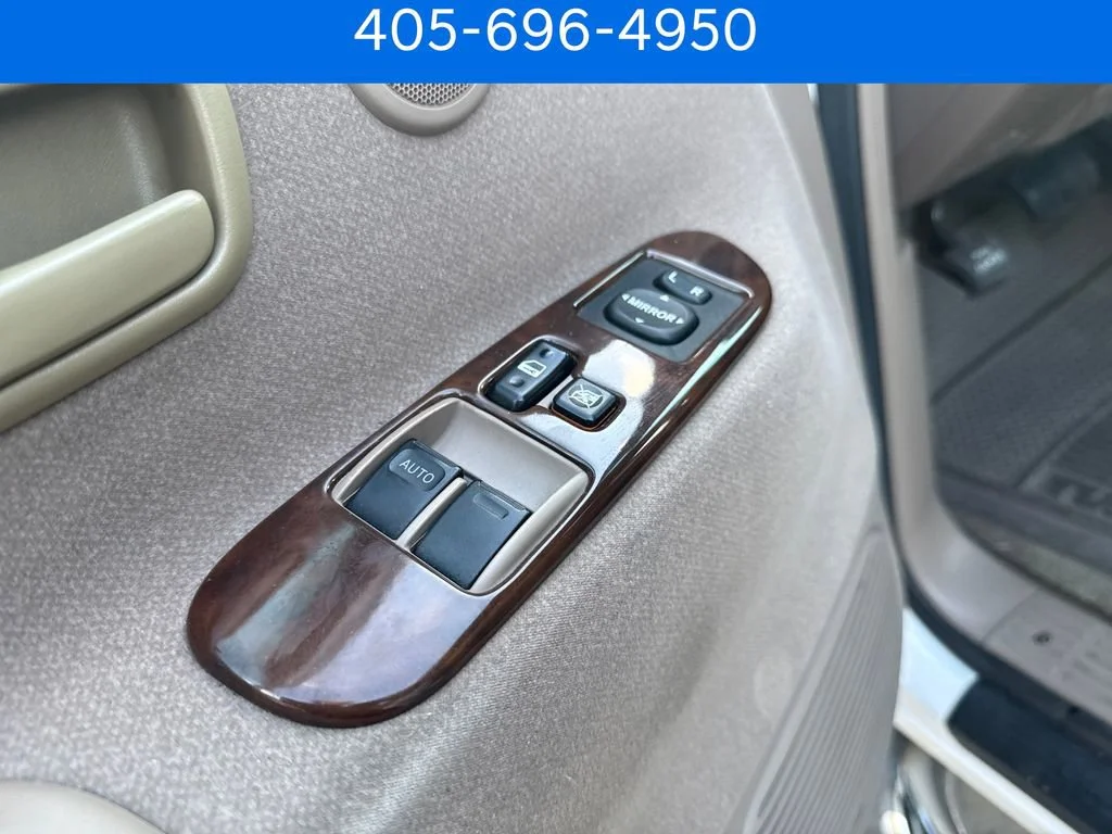 Pre-Owned 2003 Toyota Tundra SR5
