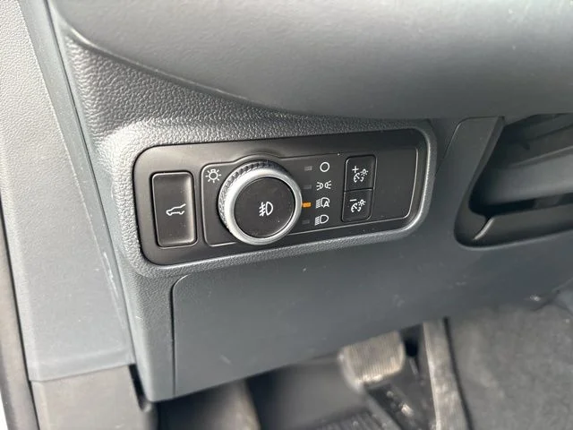 New 2026 Space White Metallic Ford Tremor® image 15