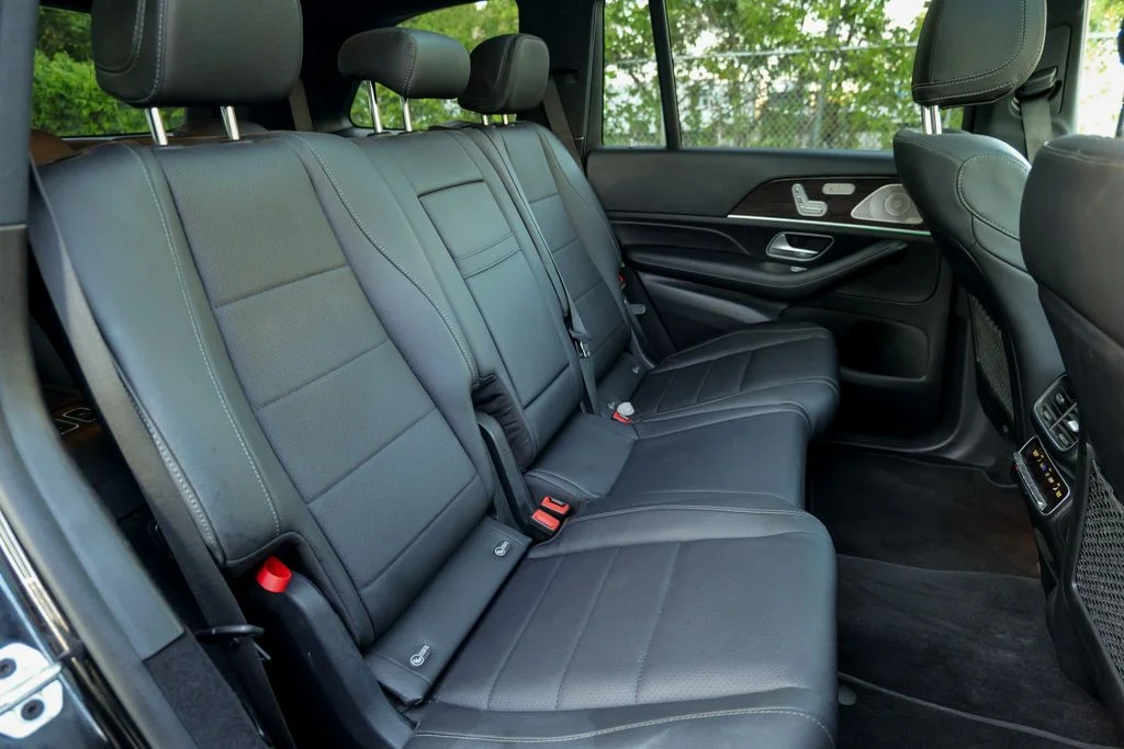 Used 2023 Black Mercedes-Benz GLS 450 image 33