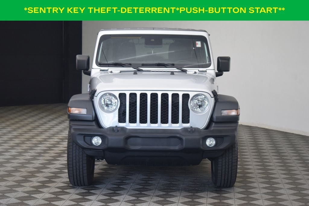 Used 2024 Silver Zynith Clearcoat Jeep Sport S image 20