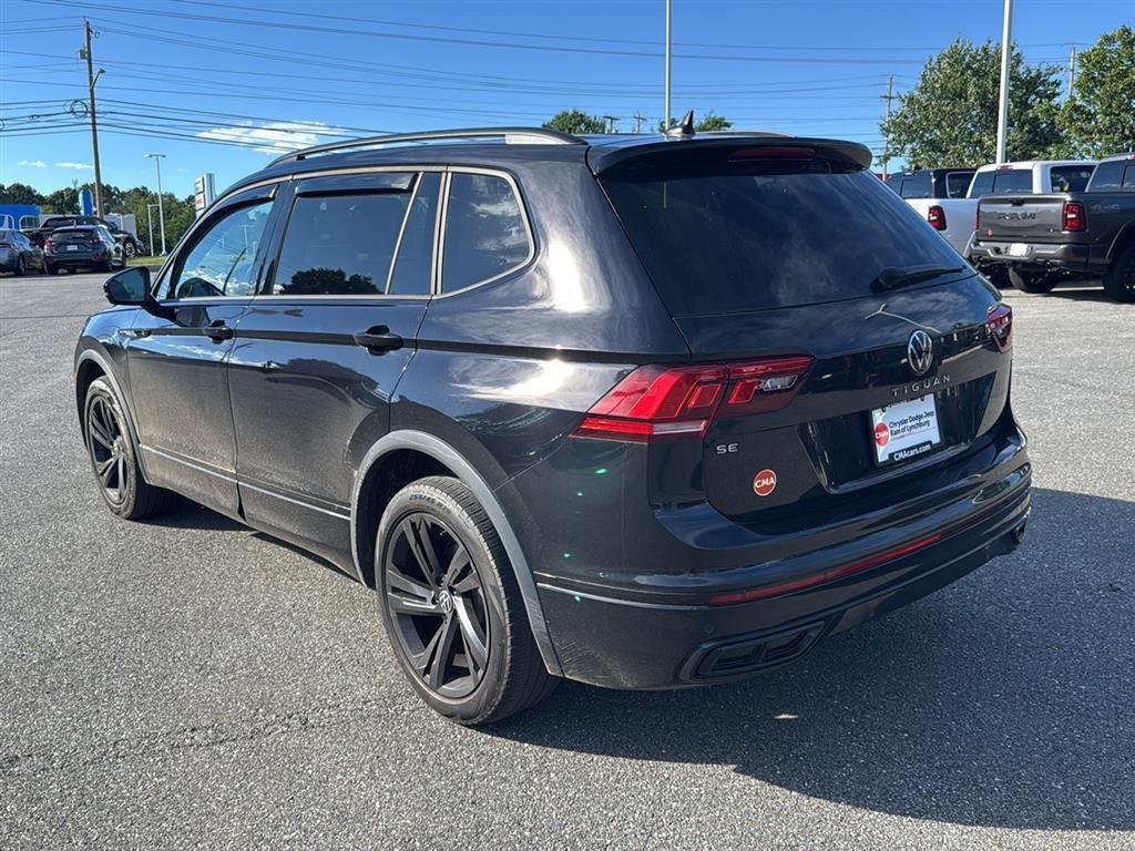 Used 2023 Deep Black Pearl Volkswagen SE R-Line Black image 5