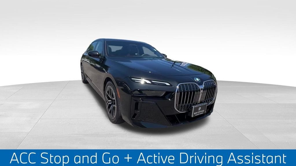 2025 BMW 7 Series 750e - Photo 5