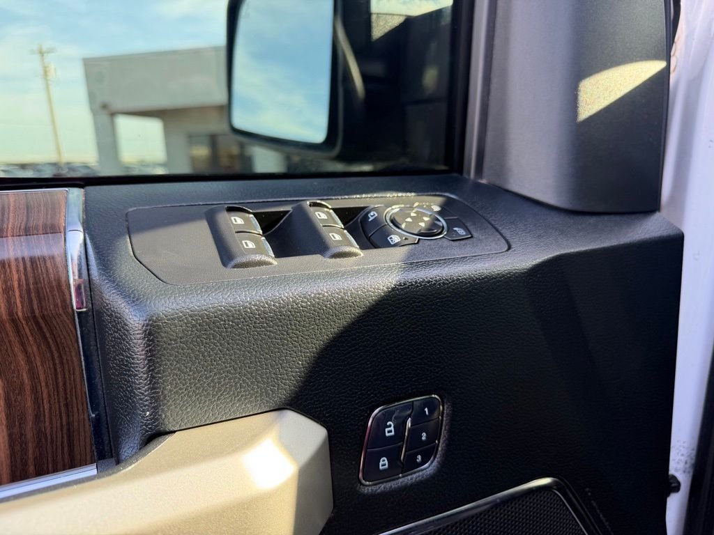 Used 2017 White Ford Lariat image 26