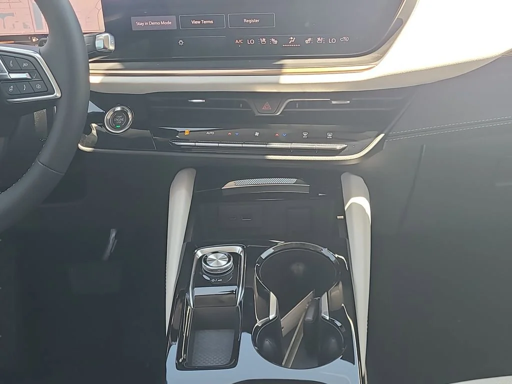 New 2026 Iridescent White Tricoat Buick Avenir image 15