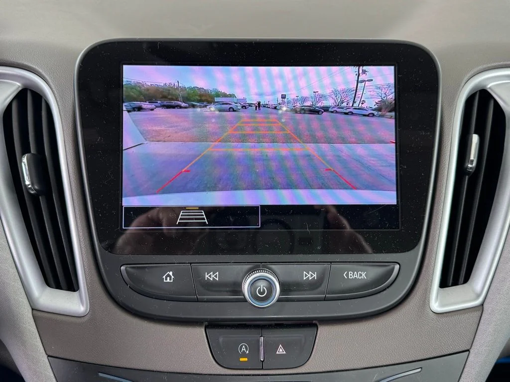 Used 2024 White Chevrolet LS image 33