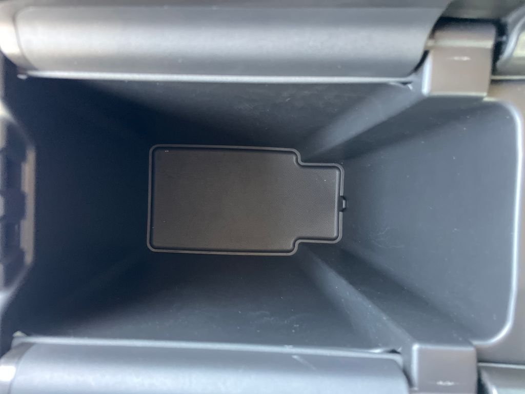 Used 2021 White Buick Preferred image 19