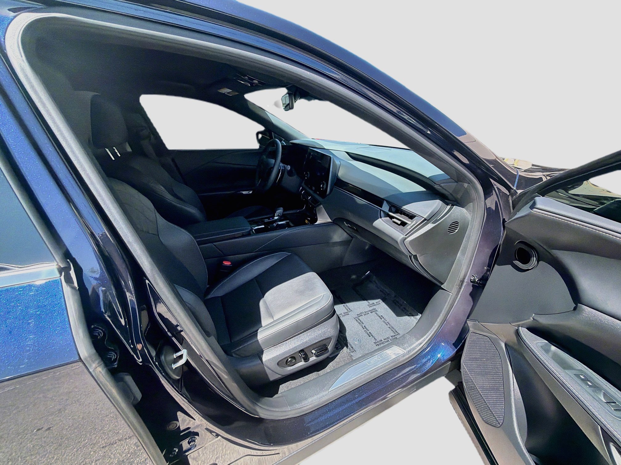 Used 2024 Mica Lexus RX 350 image 29