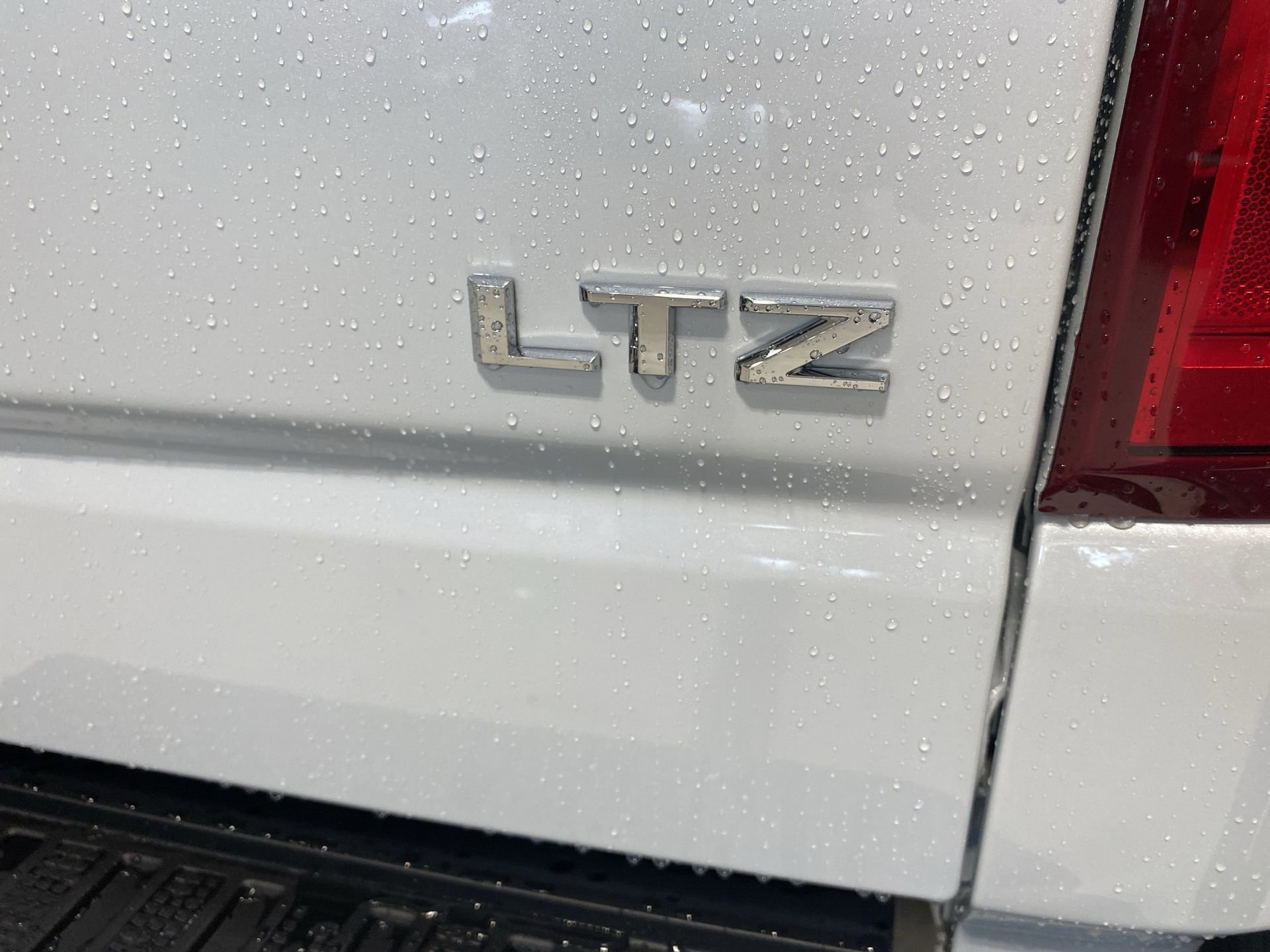 2026 Chevrolet Silverado 1500 LTZ - Photo 31