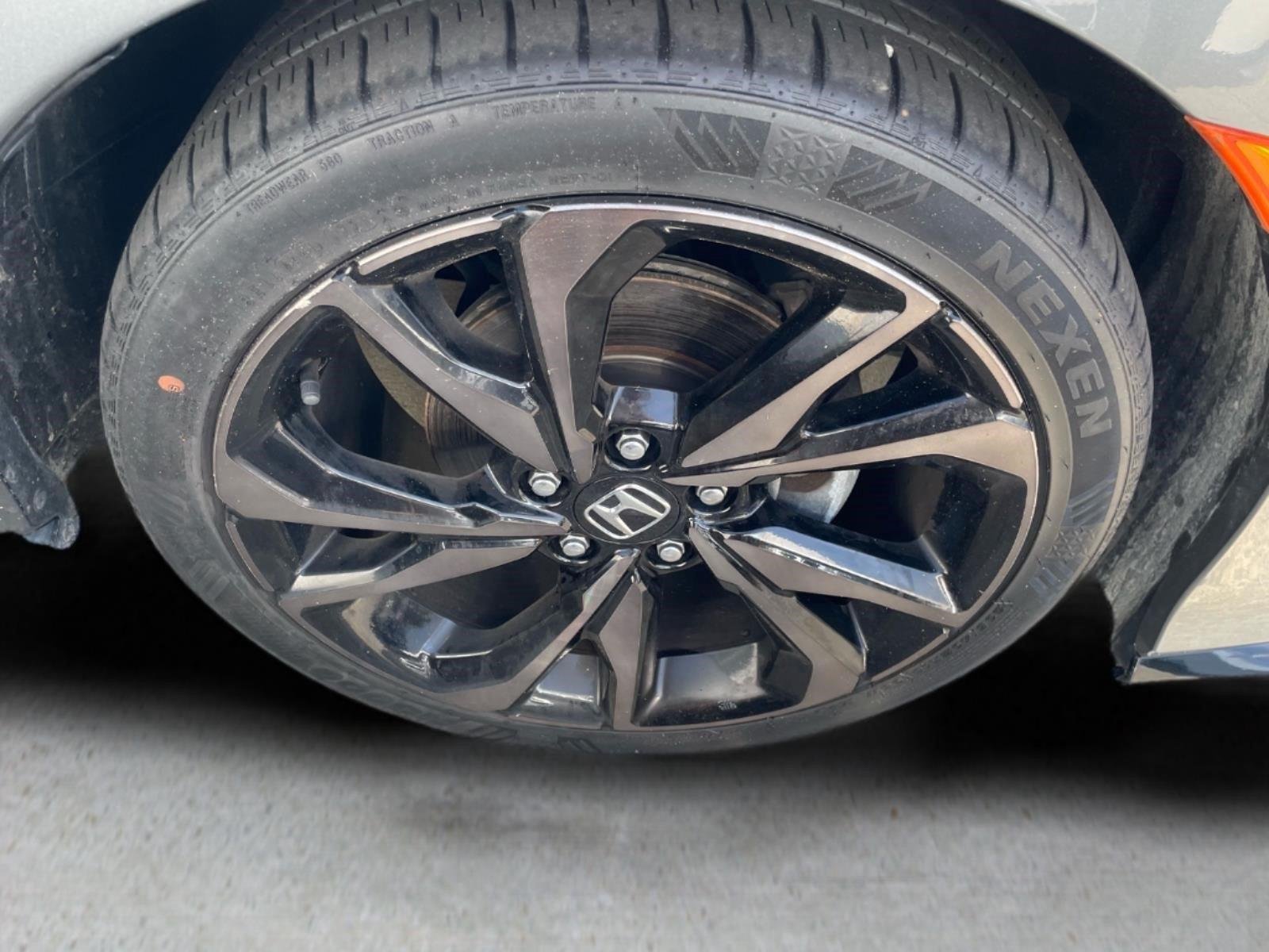Used 2018 Polished Metal Metallic Honda Sport image 18