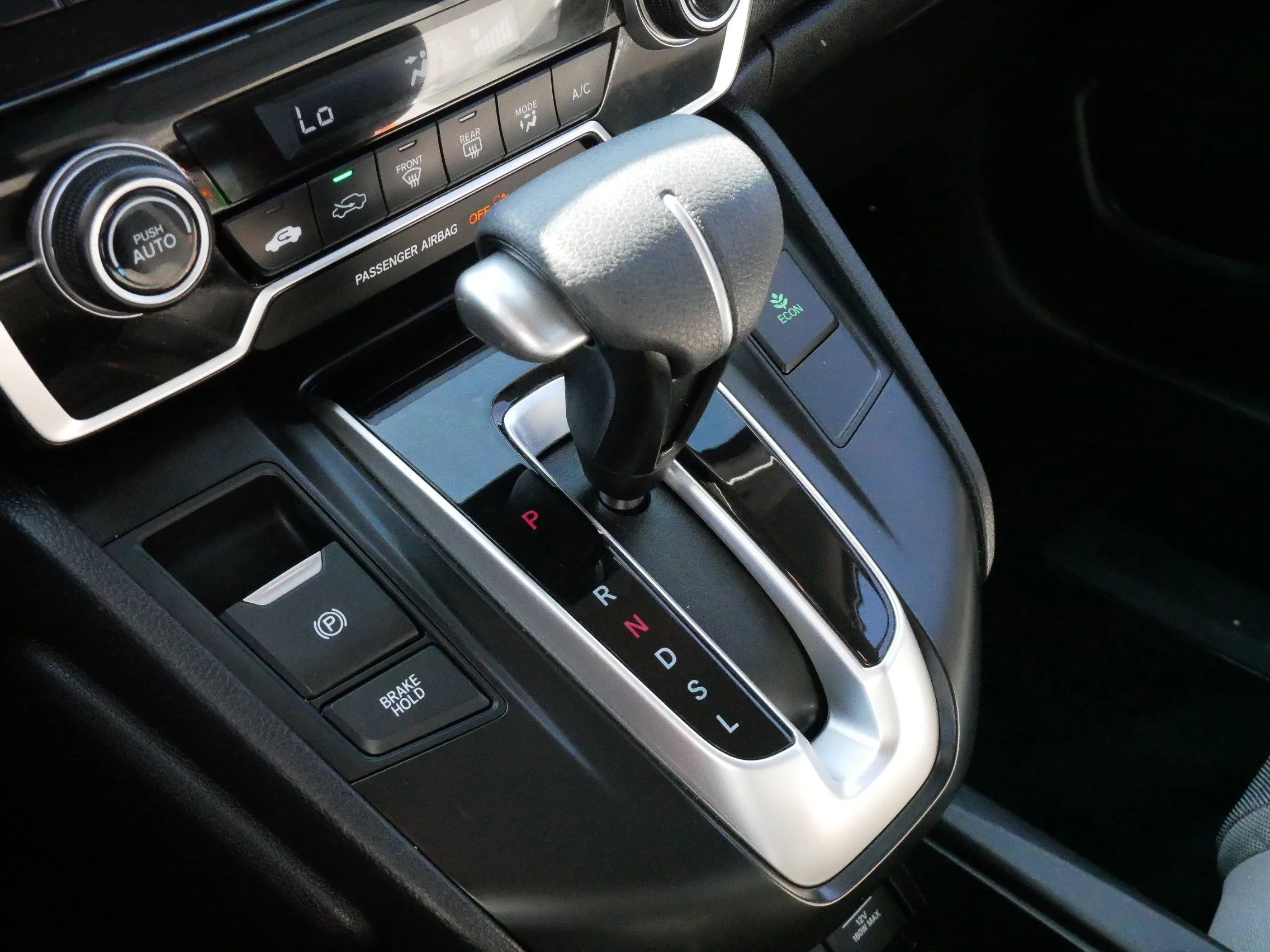 2018 Honda CR-V LX - Photo 24