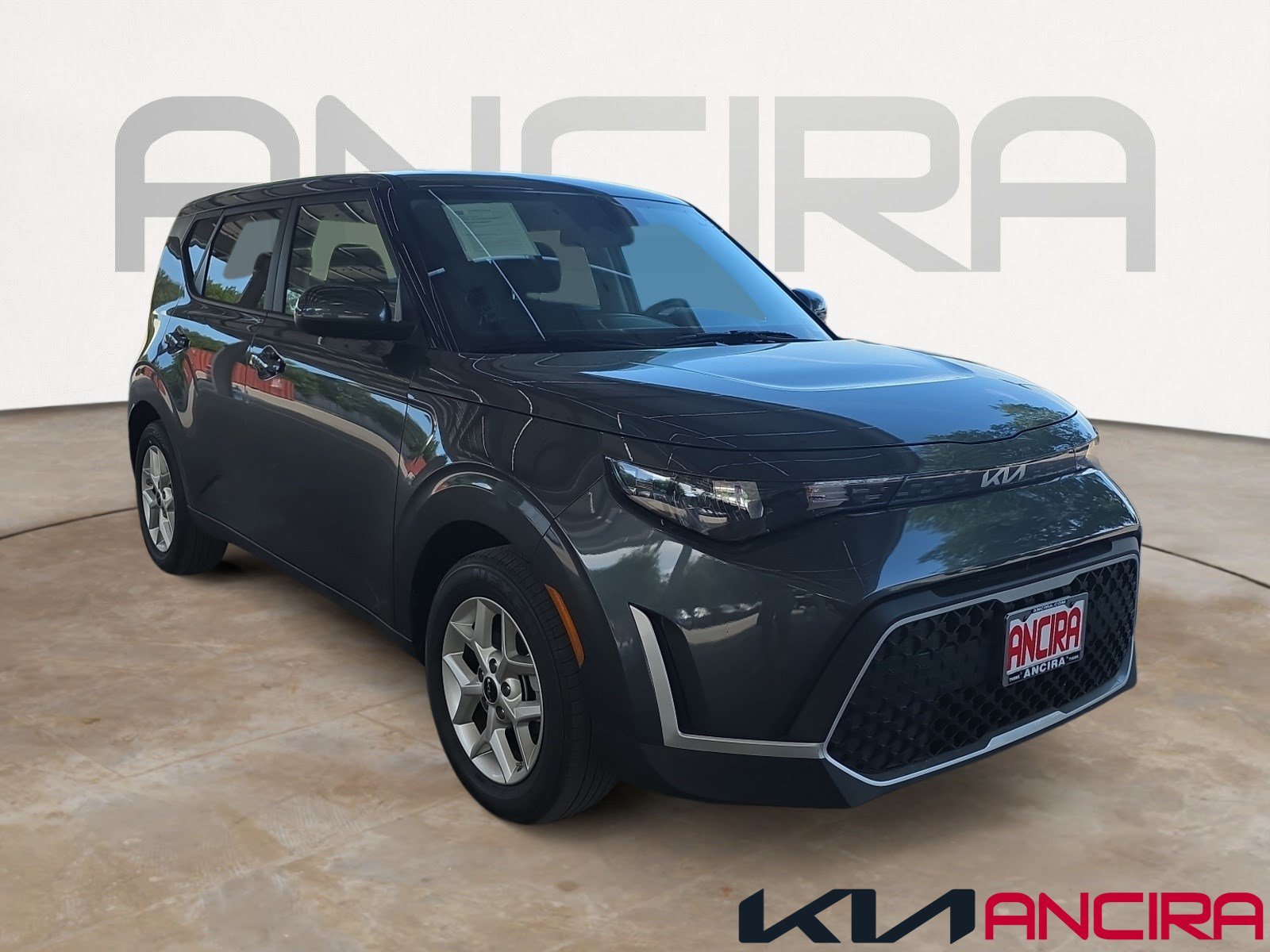 Certified Used 2025 Gravity Gray Kia LX image 1