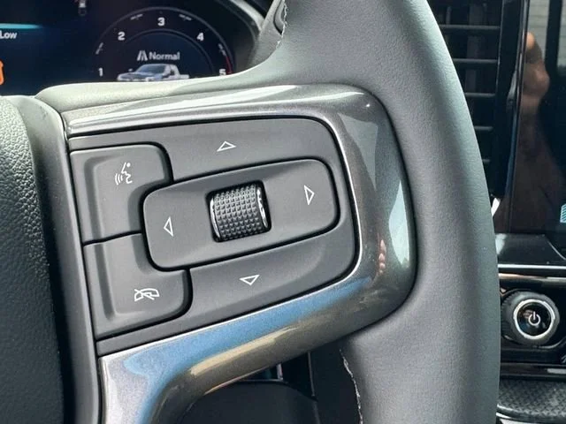 New 2026 Summit White Chevrolet ZR2 image 17