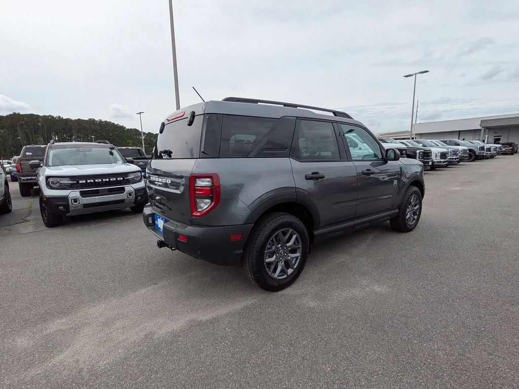 New 2026 Carbonized Gray Metallic Ford Big Bend image 4