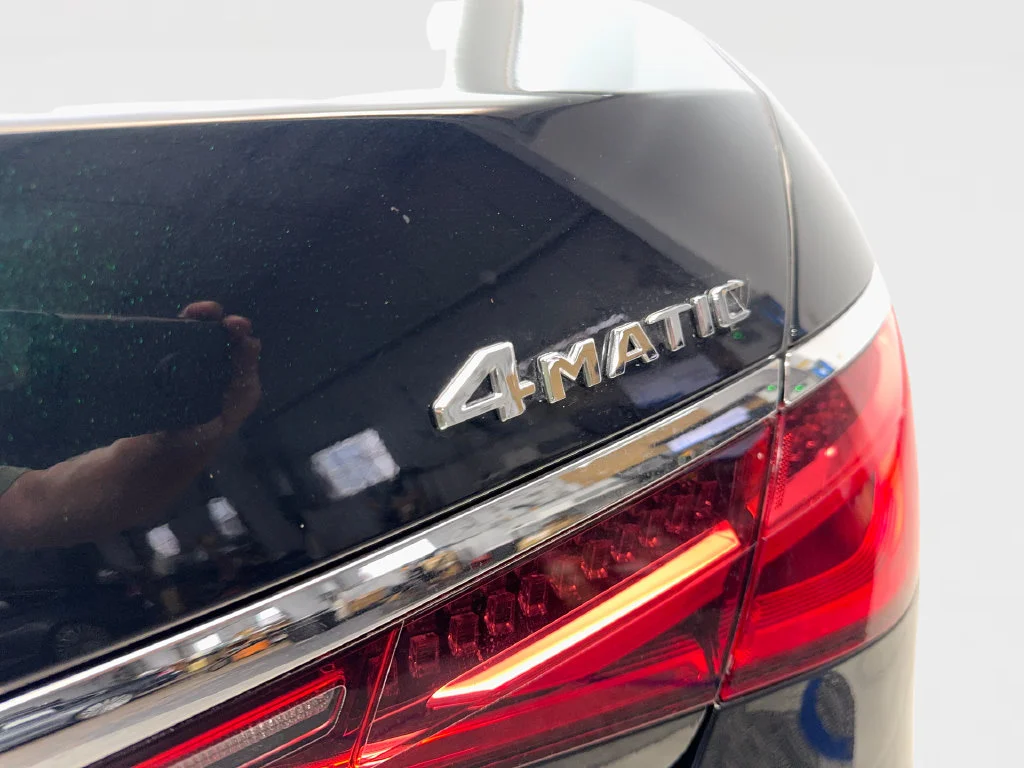 Used 2023 Green Mercedes-Benz S 500 image 26