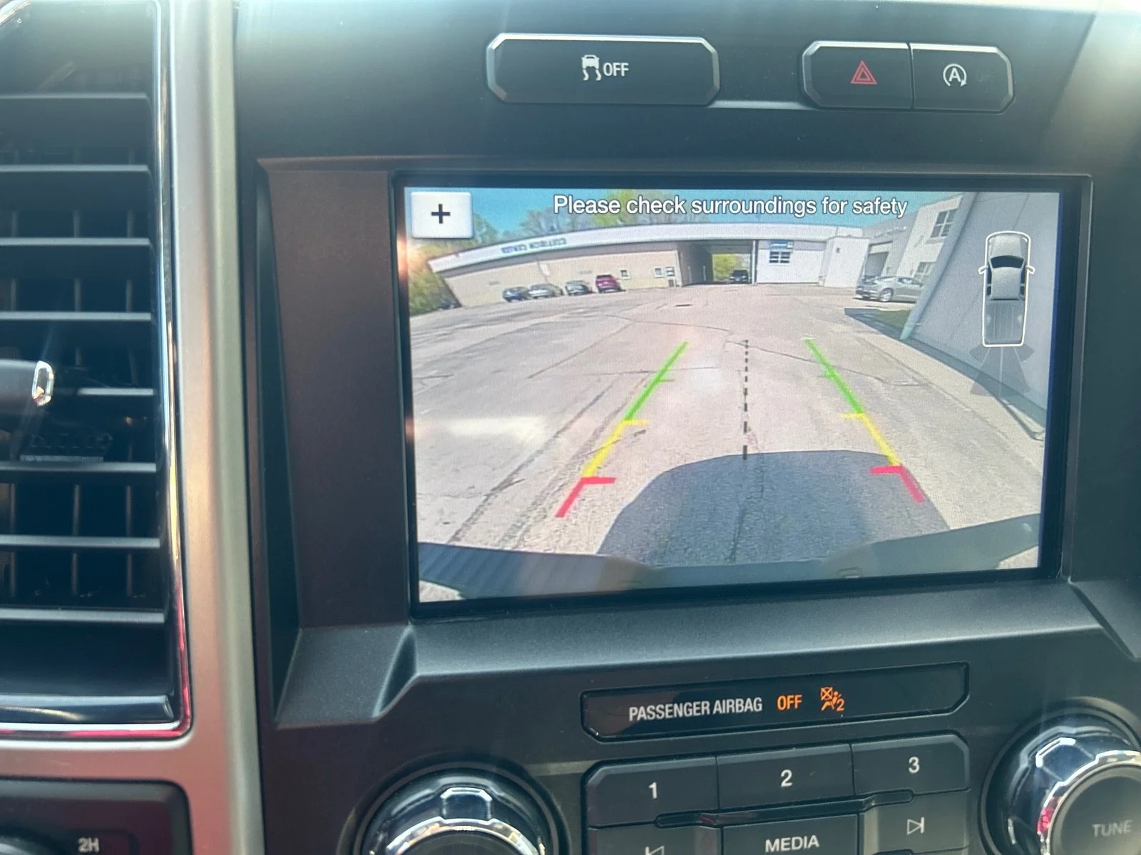 2019 Ford F-150 Lariat - Photo 16