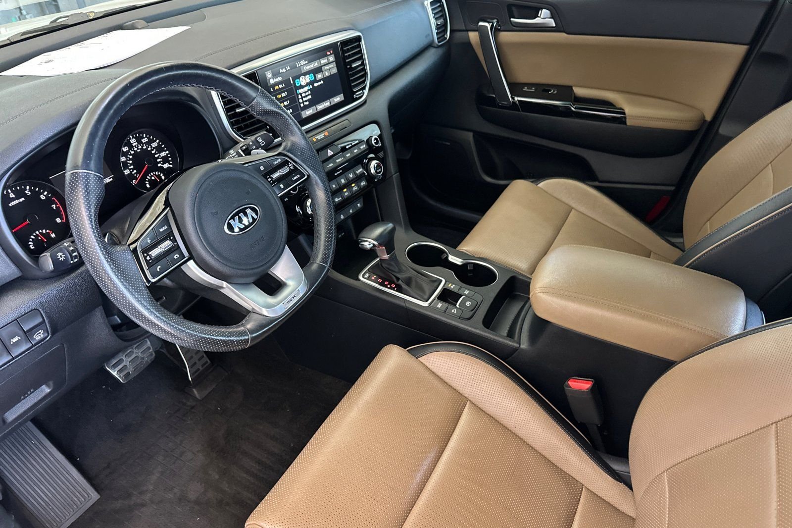 Used 2020 White Kia SX image 10