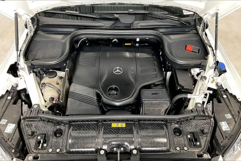 Certified Used 2026 Polar White Mercedes-Benz GLS 450 image 29